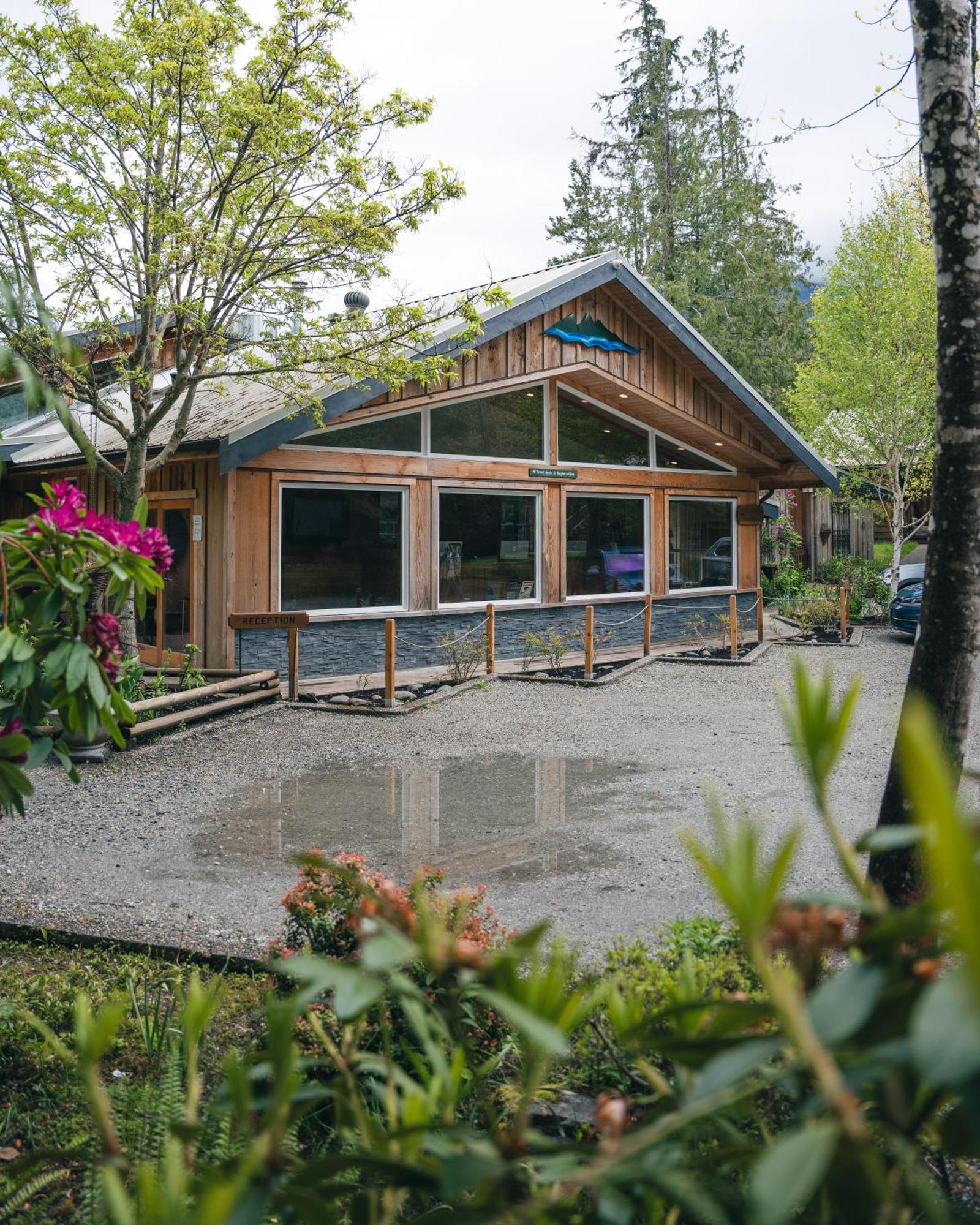 West Coast Wilderness Lodge Egmont Exterior foto